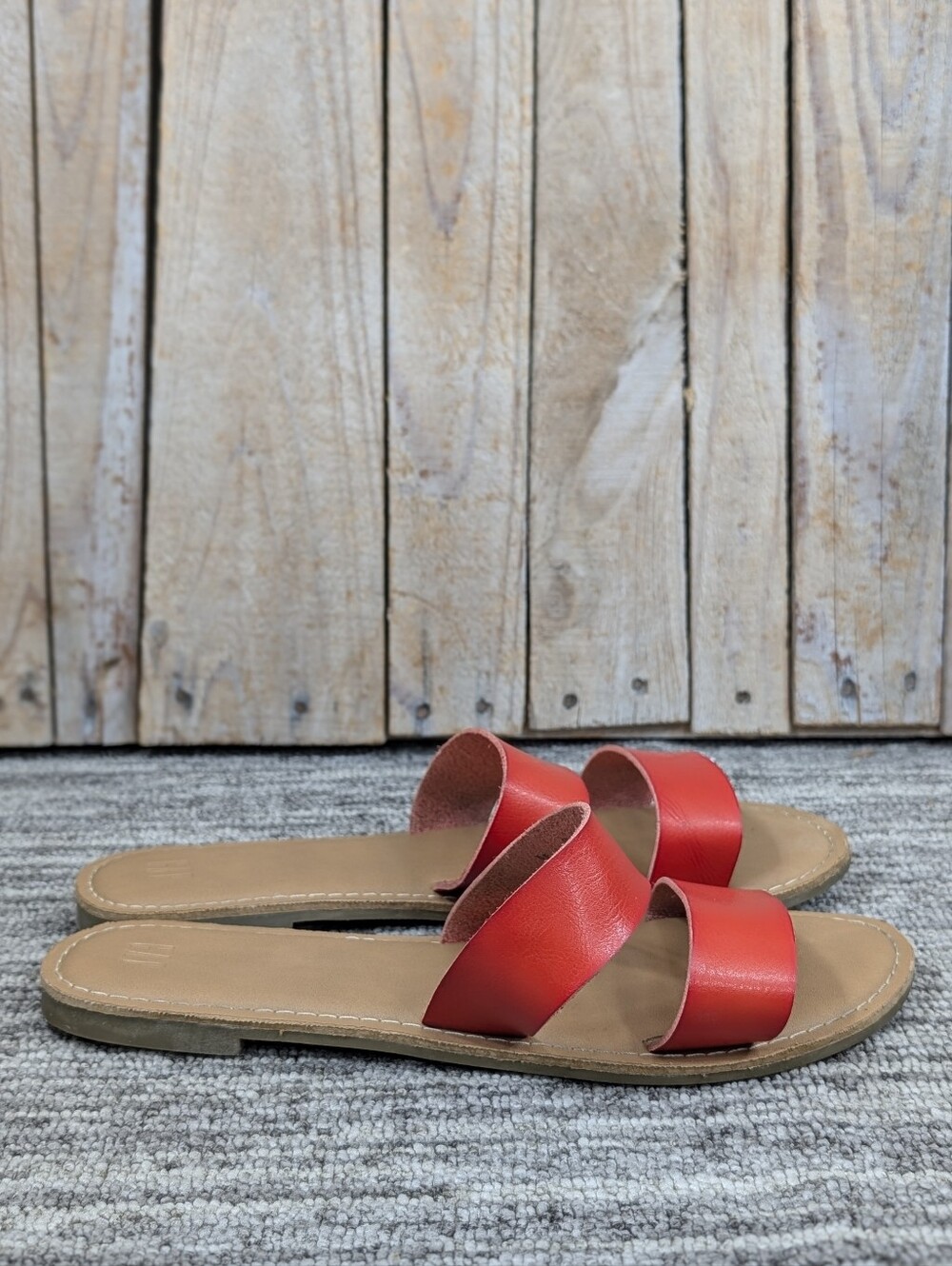 Gap: Leather Strap Slides - Red - Size 9